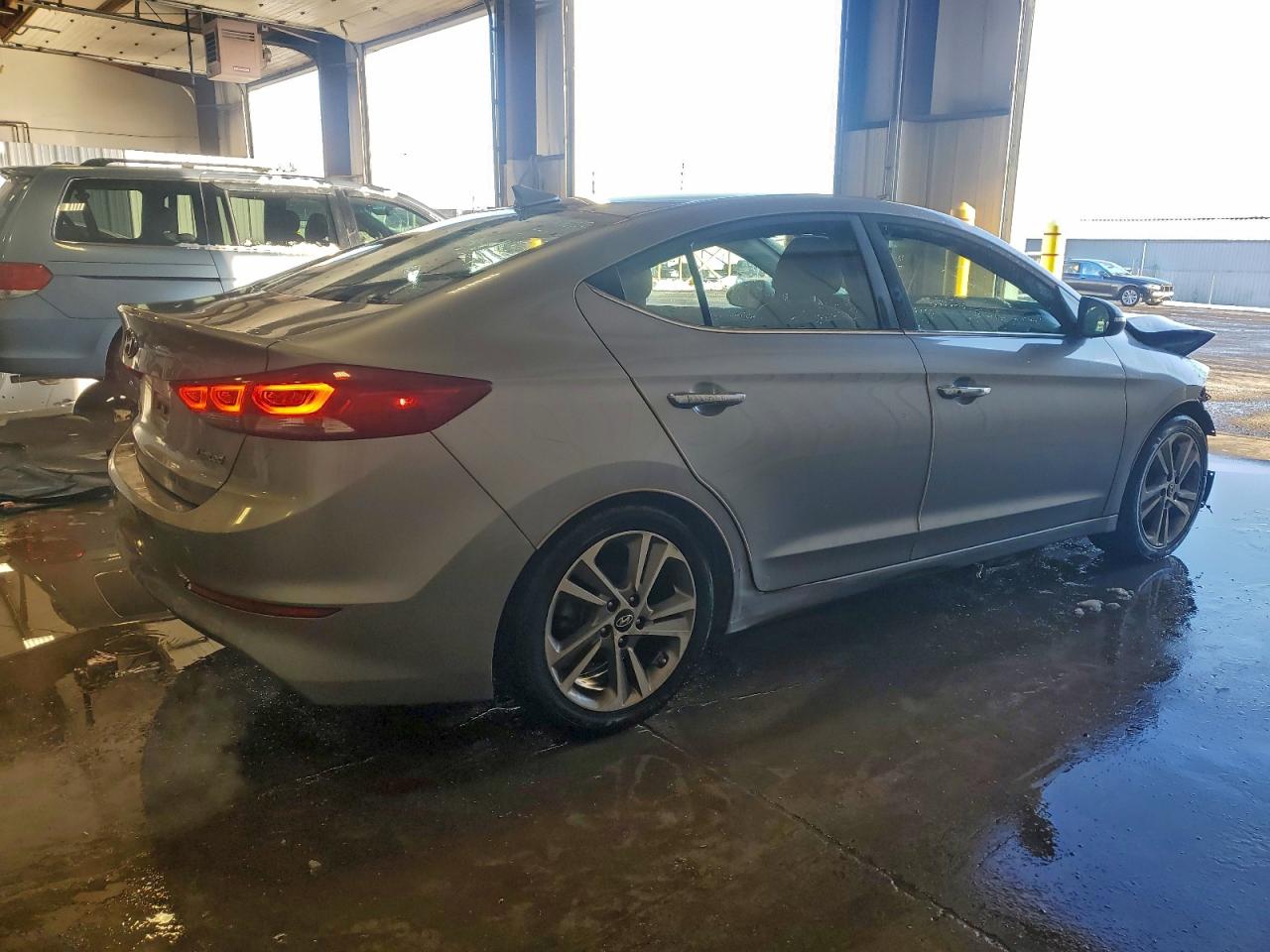2017 HYUNDAI ELANTRA SE photo 3