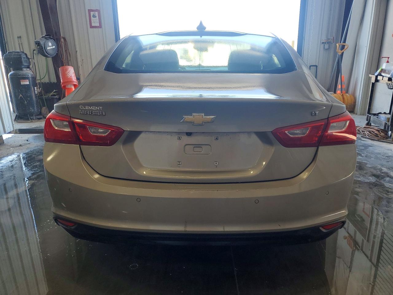 2023 CHEVROLET MALIBU LT photo 6