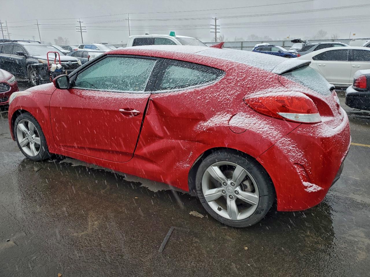 2014 HYUNDAI VELOSTER photo 2