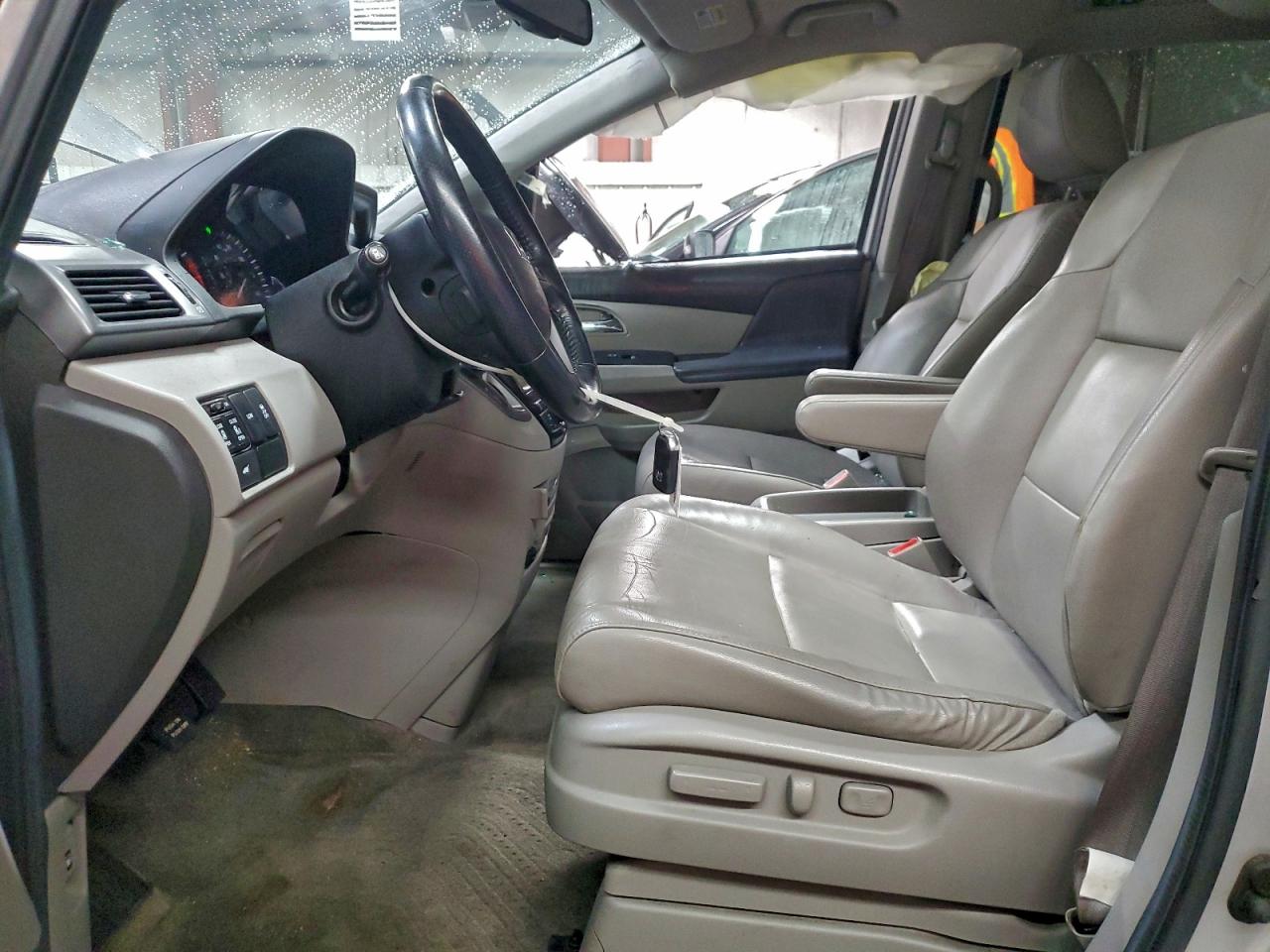 2014 HONDA ODYSSEY EXL photo 7