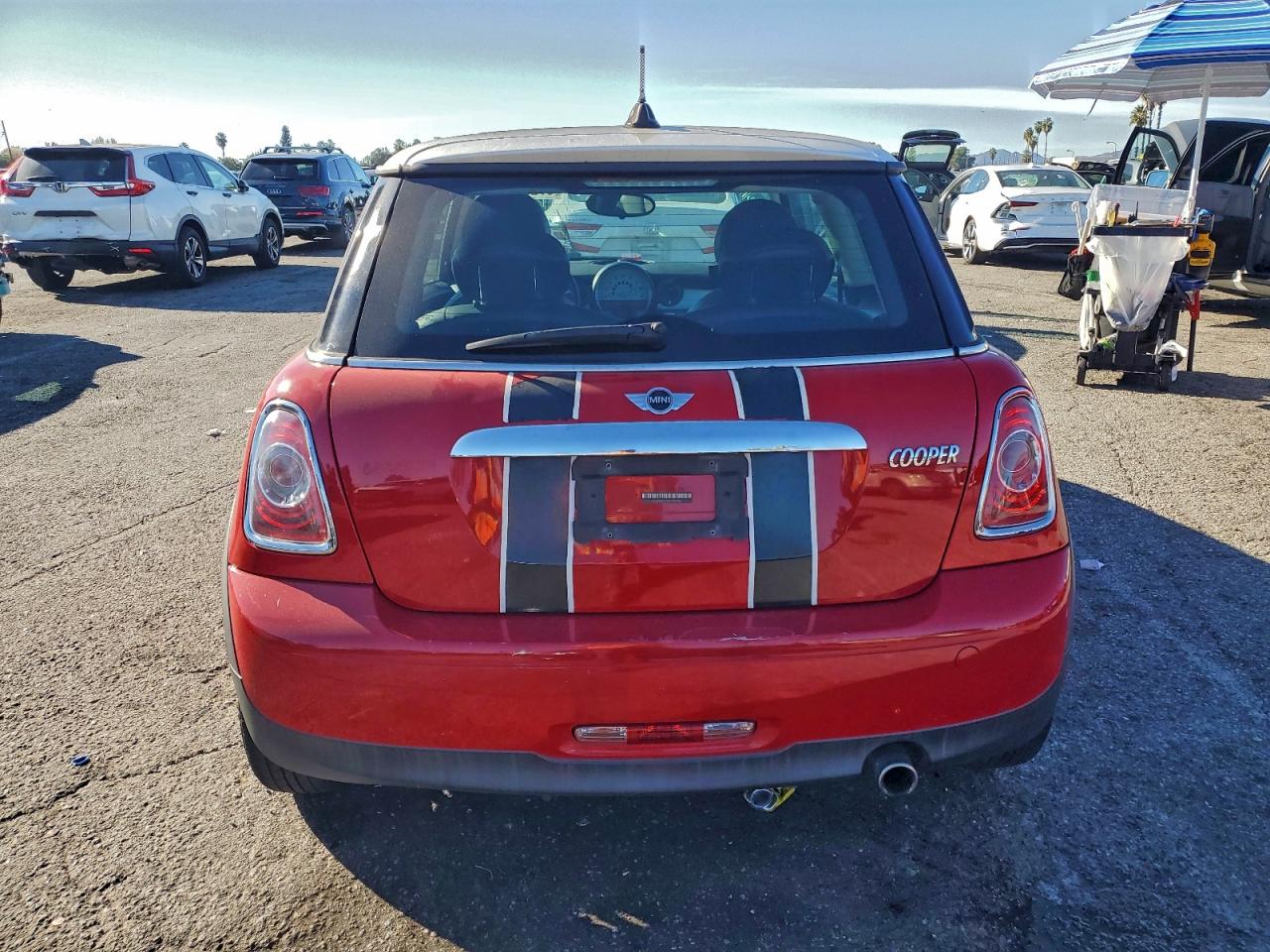 2012 MINI COOPER photo 6