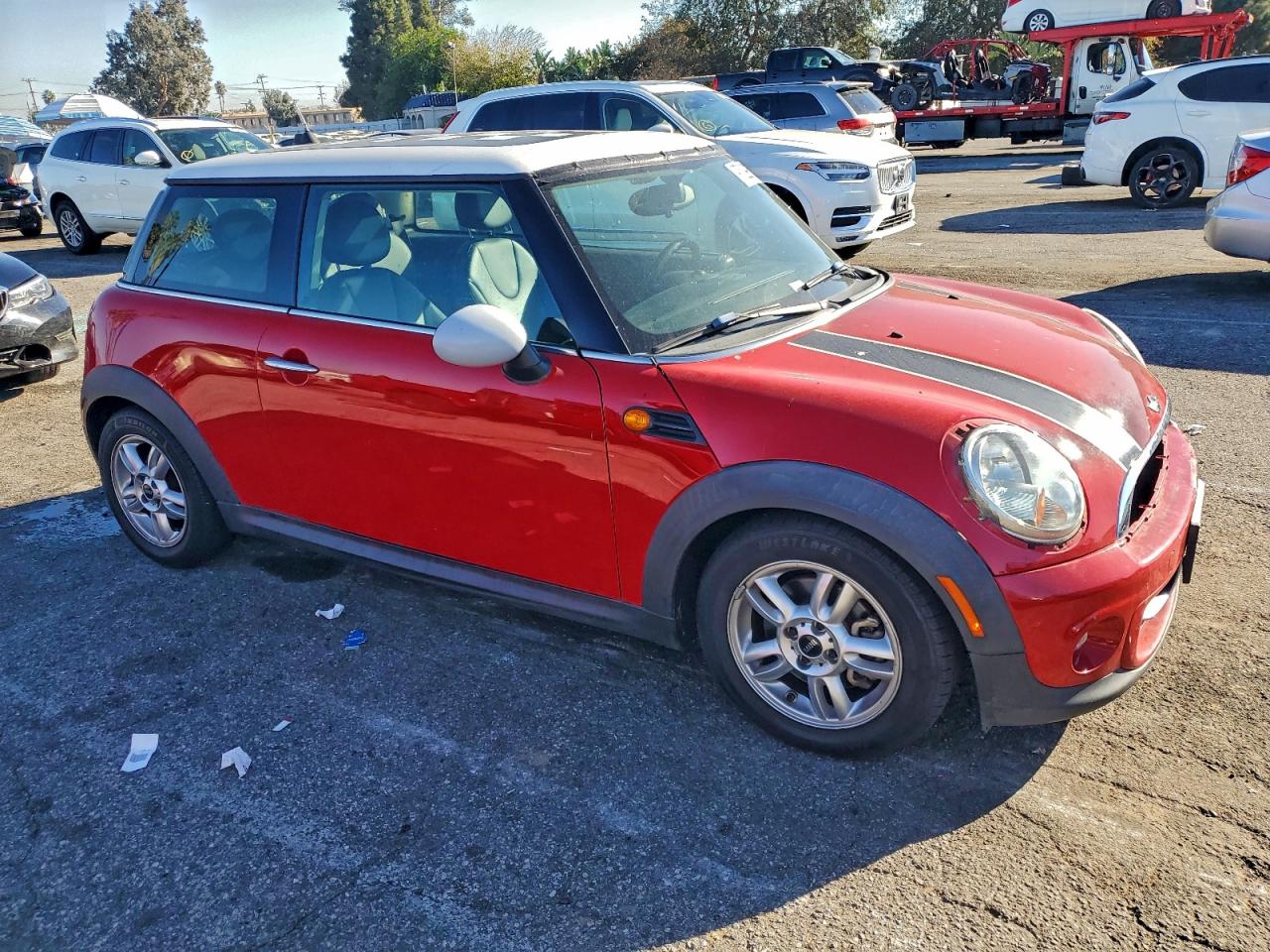 2012 MINI COOPER photo 4