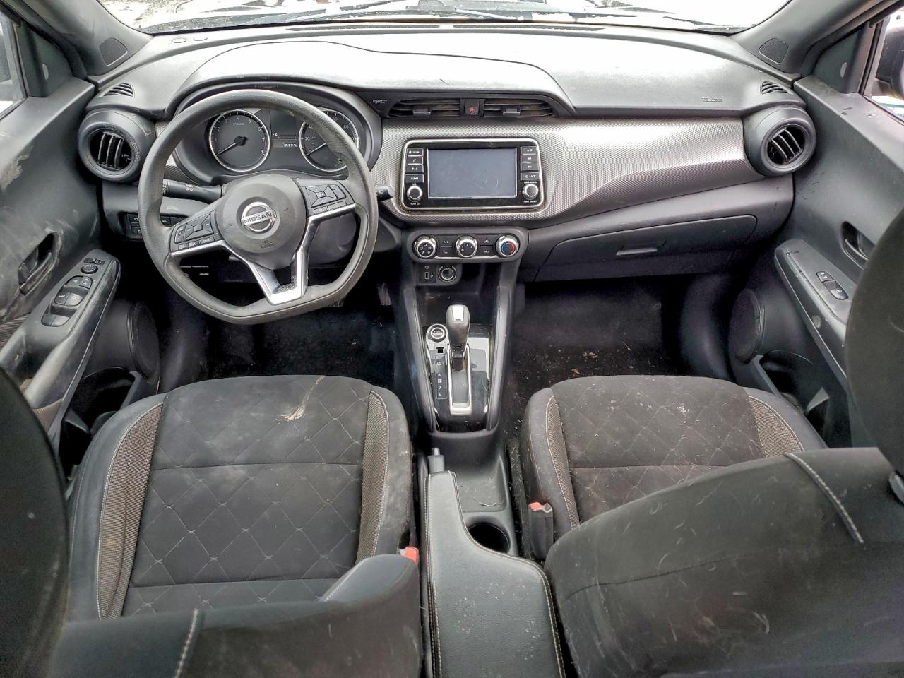 2020 NISSAN KICKS S photo 8