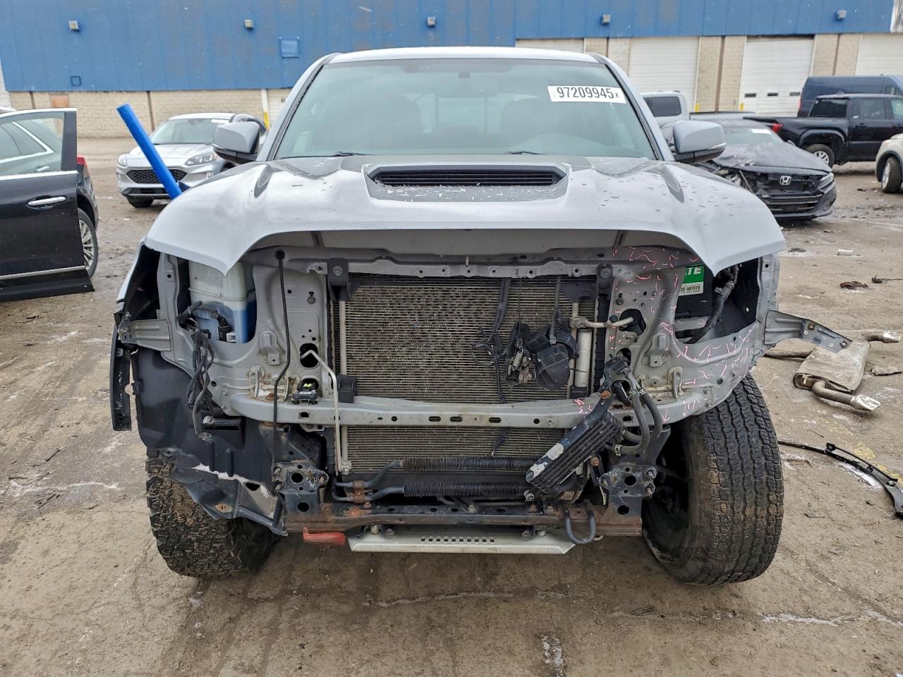 2017 TOYOTA TACOMA DOUBLE CAB photo 5