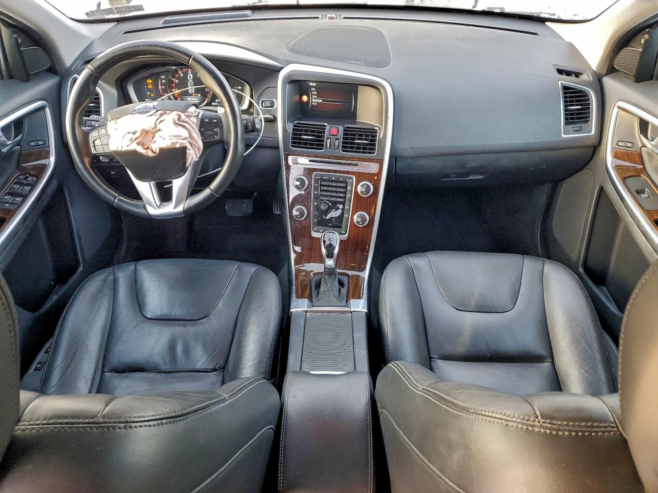 2015 VOLVO XC60 T6 PLATINUM photo 8