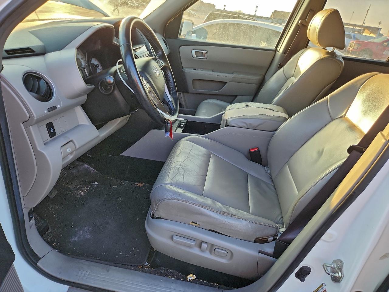 2012 HONDA PILOT EXL photo 7