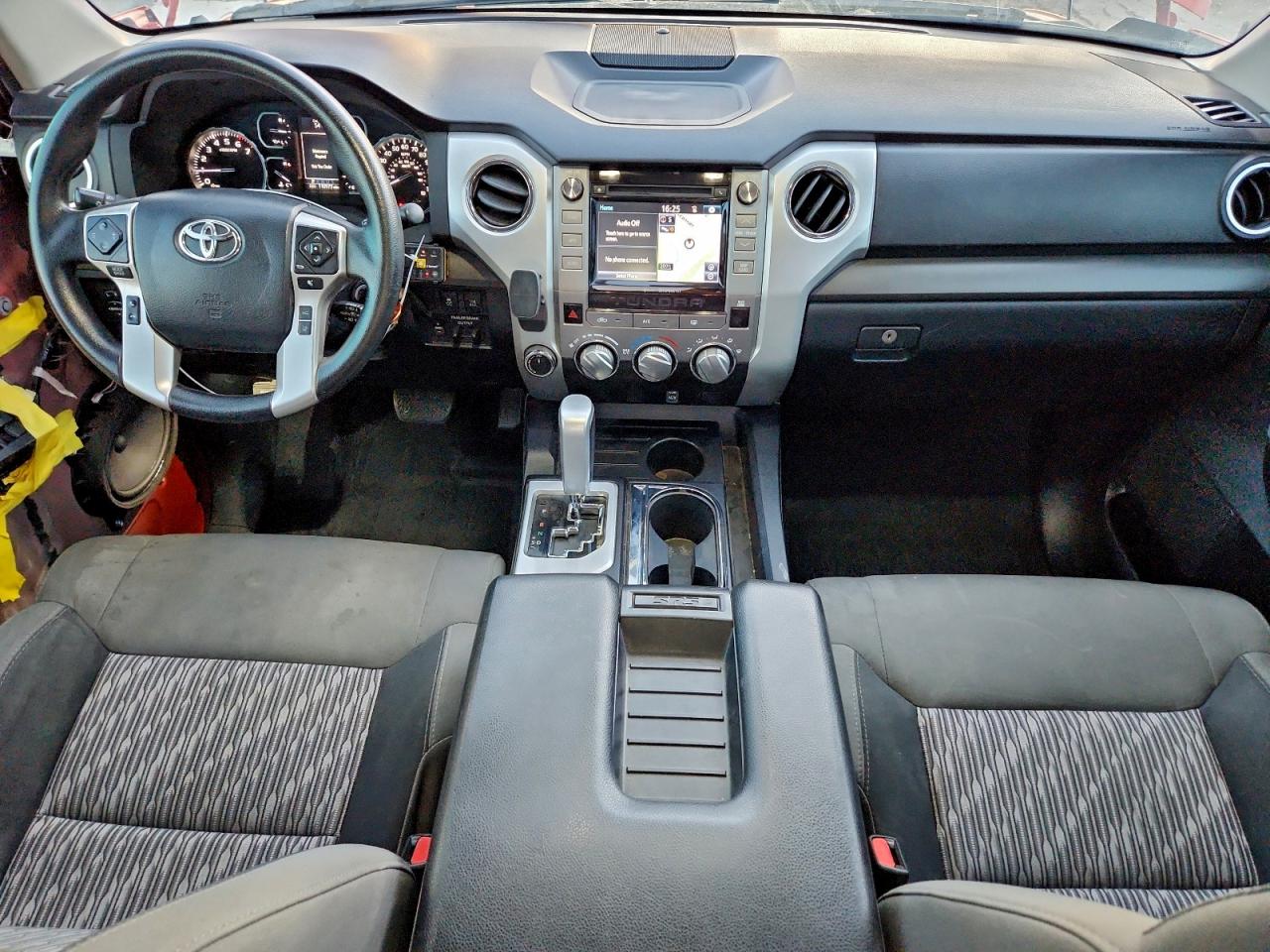 2018 TOYOTA TUNDRA CREWMAX SR5 photo 8