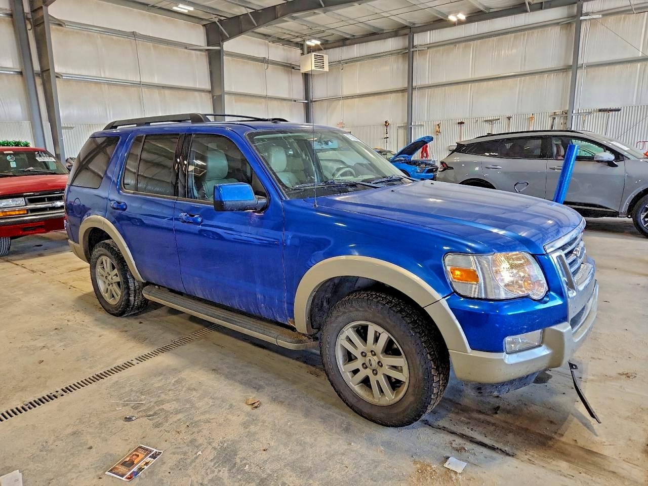 2010 FORD EXPLORER EDDIE BAUER photo 4