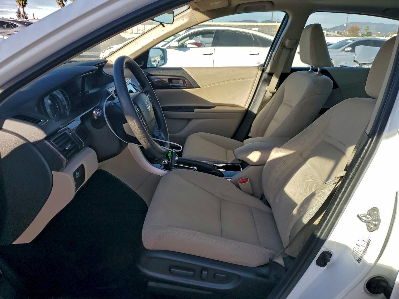 2016 HONDA ACCORD EX photo 7