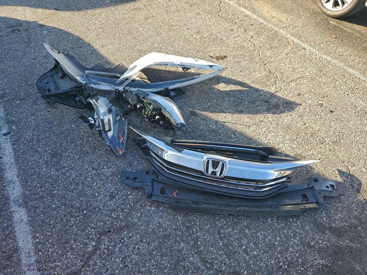 2016 HONDA ACCORD EX photo 12