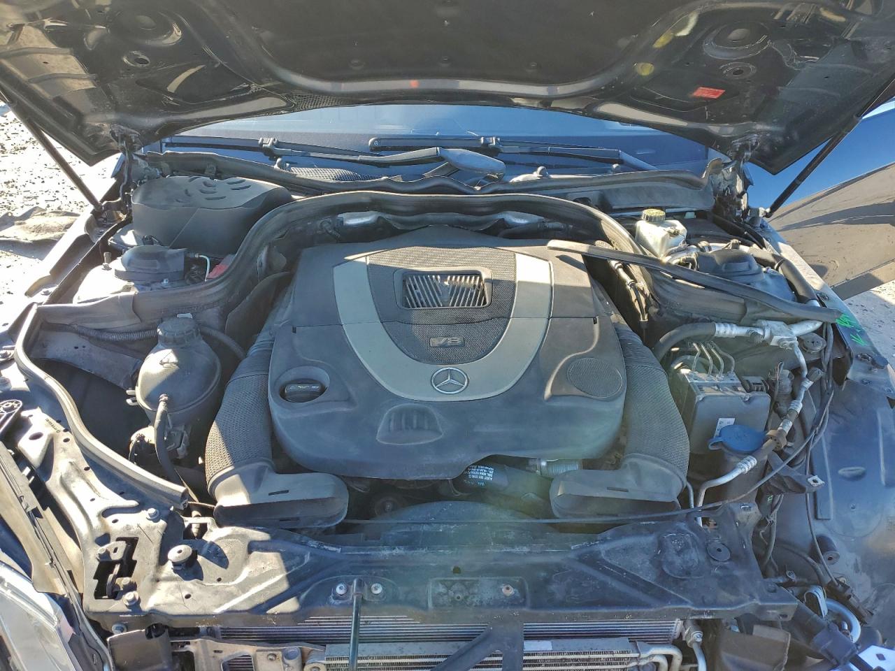 2011 MERCEDES-BENZ E 550 4MATIC photo 11