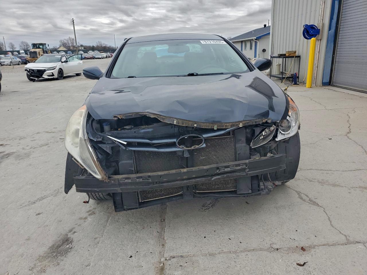 2013 HYUNDAI SONATA GLS photo 5