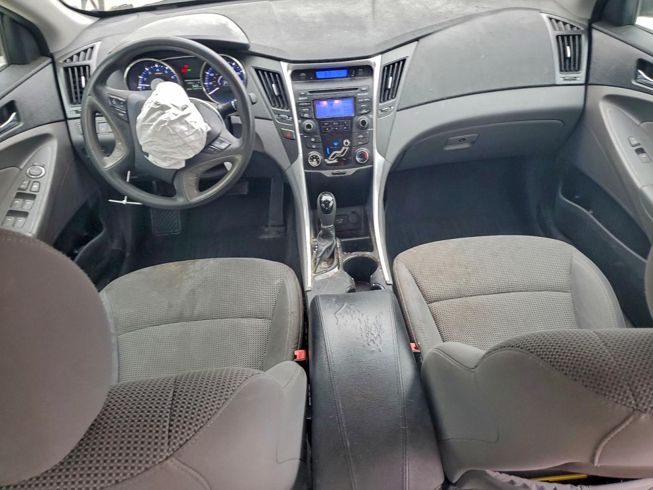2013 HYUNDAI SONATA GLS photo 8