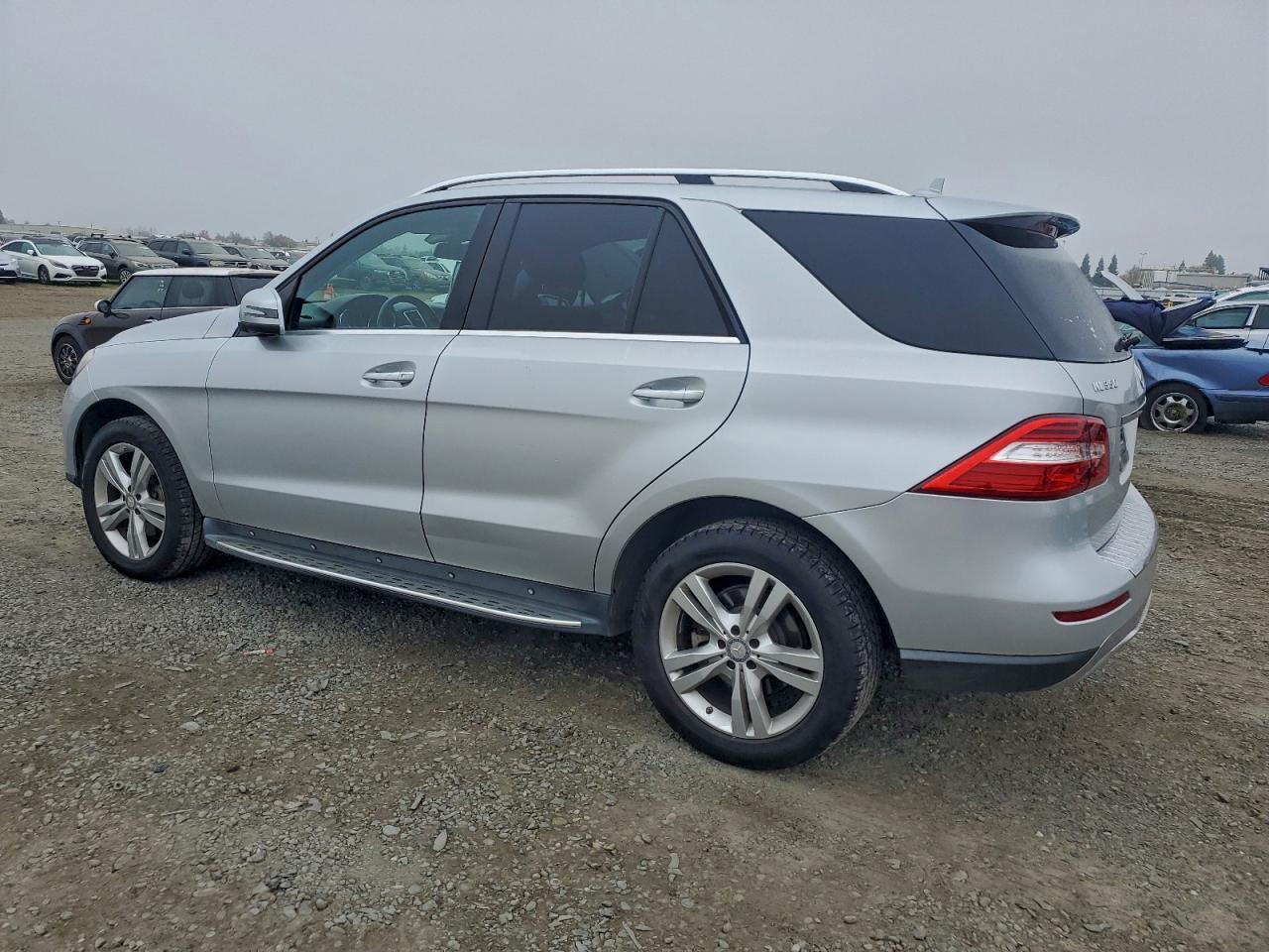 2015 MERCEDES-BENZ ML 350 4MATIC photo 2