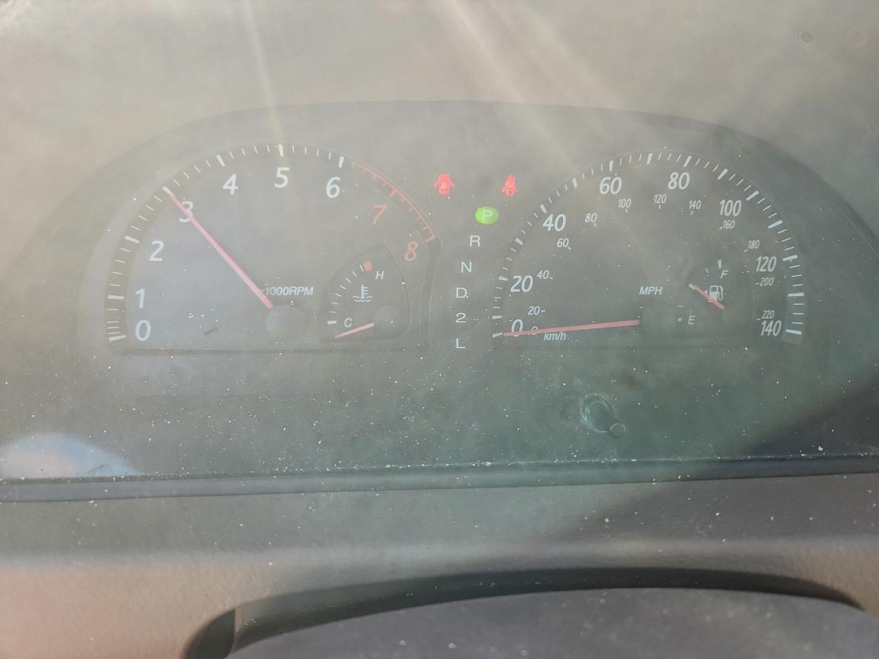 2002 TOYOTA CAMRY LE photo 9