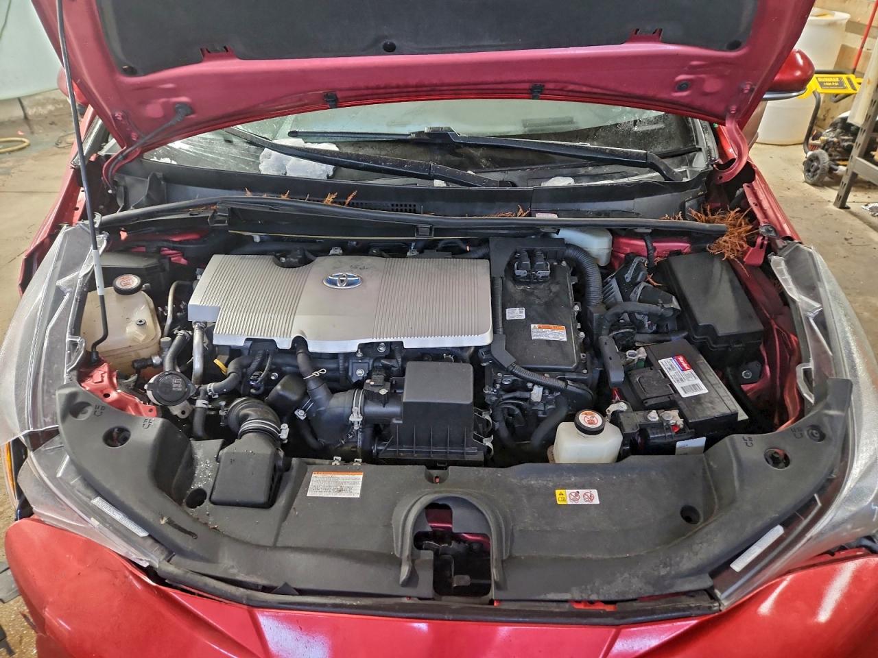 2018 TOYOTA PRIUS photo 11