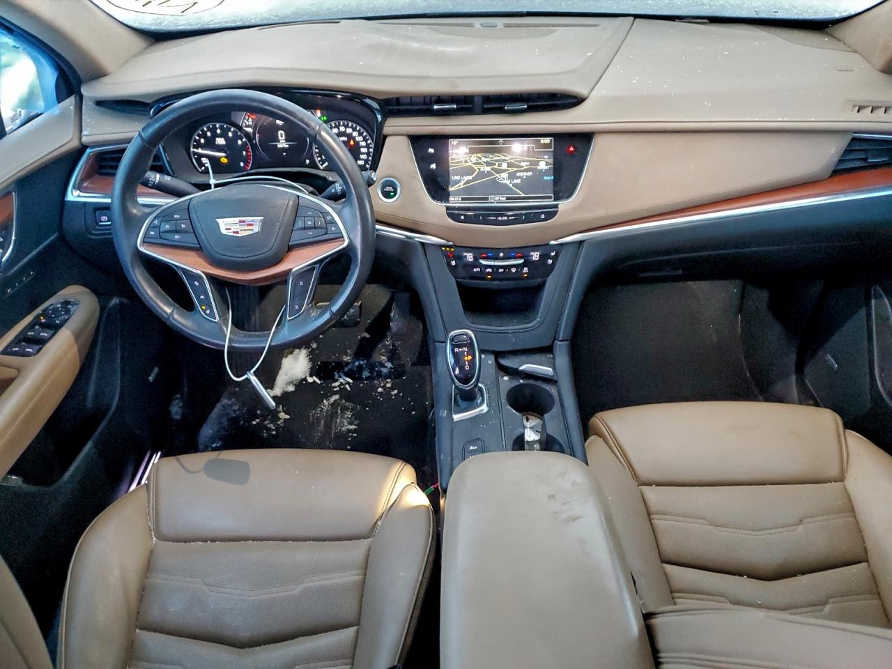 2018 CADILLAC XT5 PLATINUM photo 8