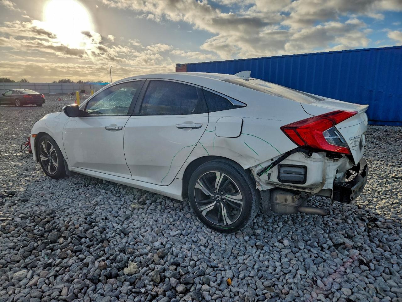 2016 HONDA CIVIC TOURING photo 2