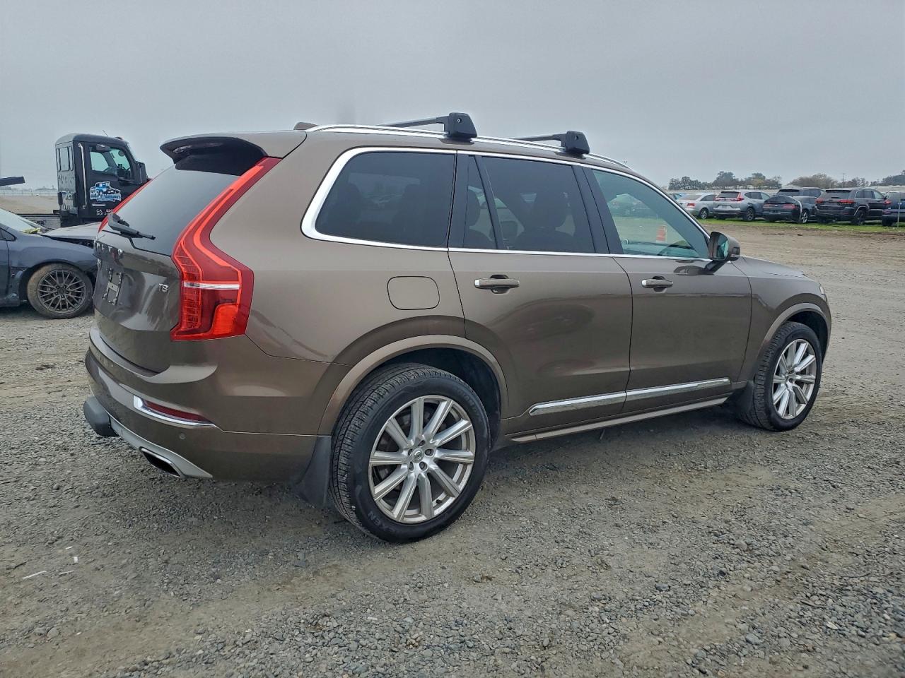 2016 VOLVO XC90 T8 photo 3