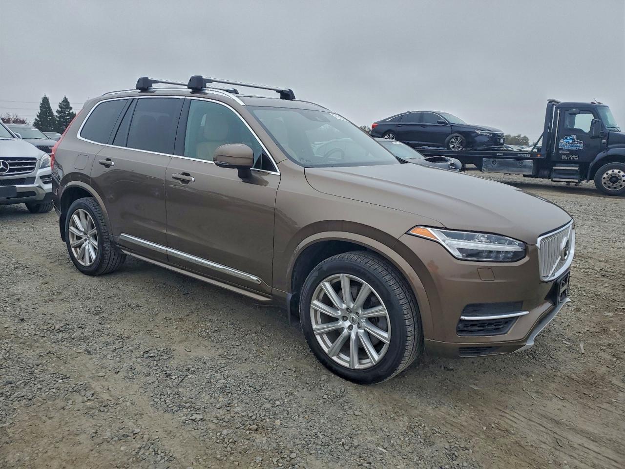 2016 VOLVO XC90 T8 photo 4