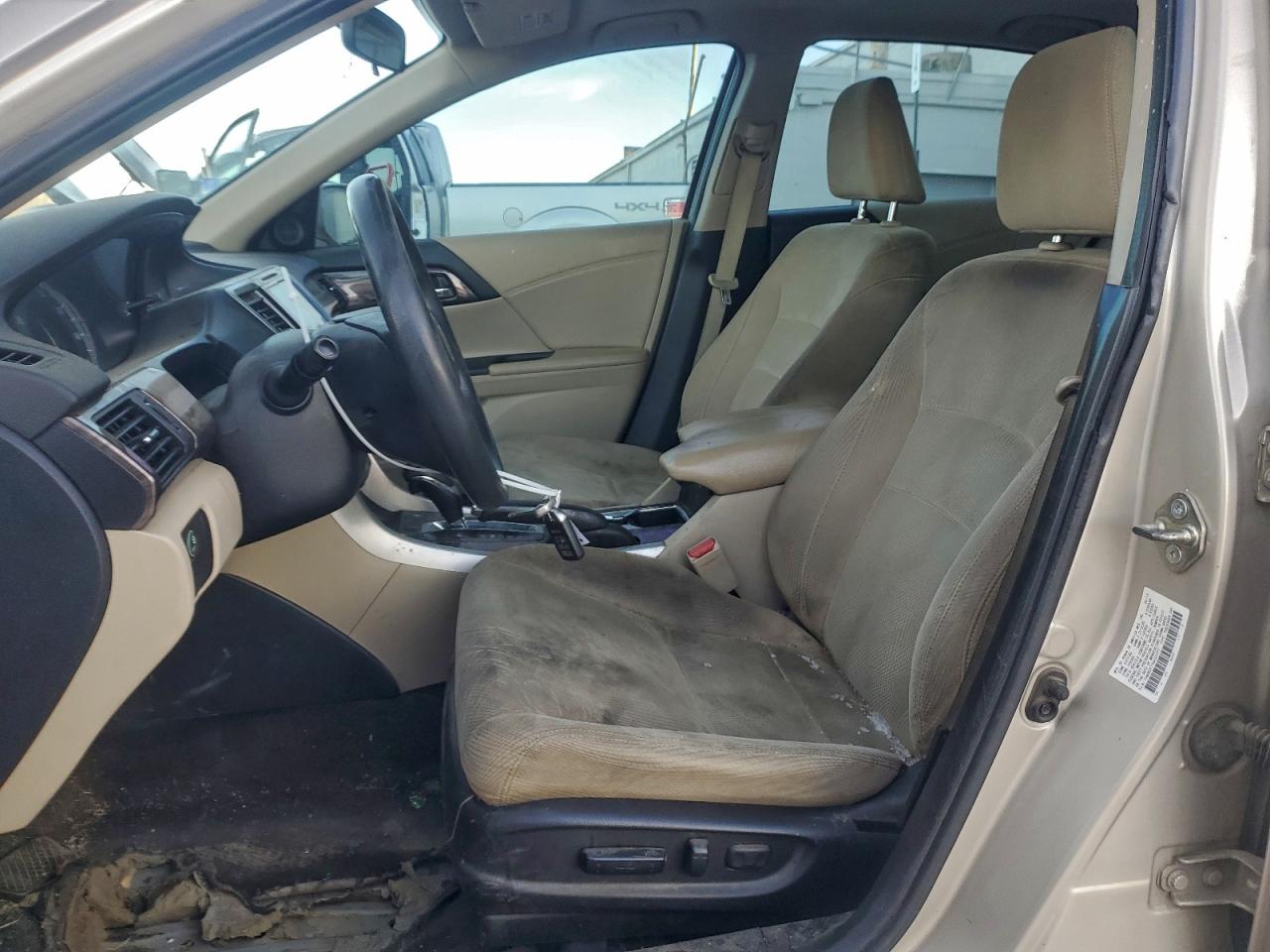 2017 HONDA ACCORD EX photo 7