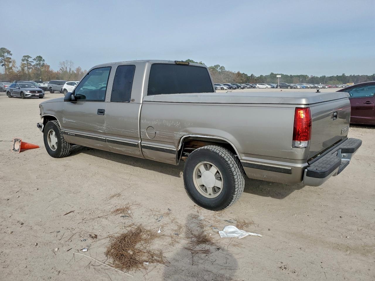 1998 CHEVROLET GMT-400 C1500 photo 2