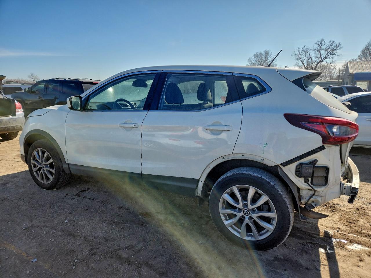 2020 NISSAN ROGUE SPORT S photo 2