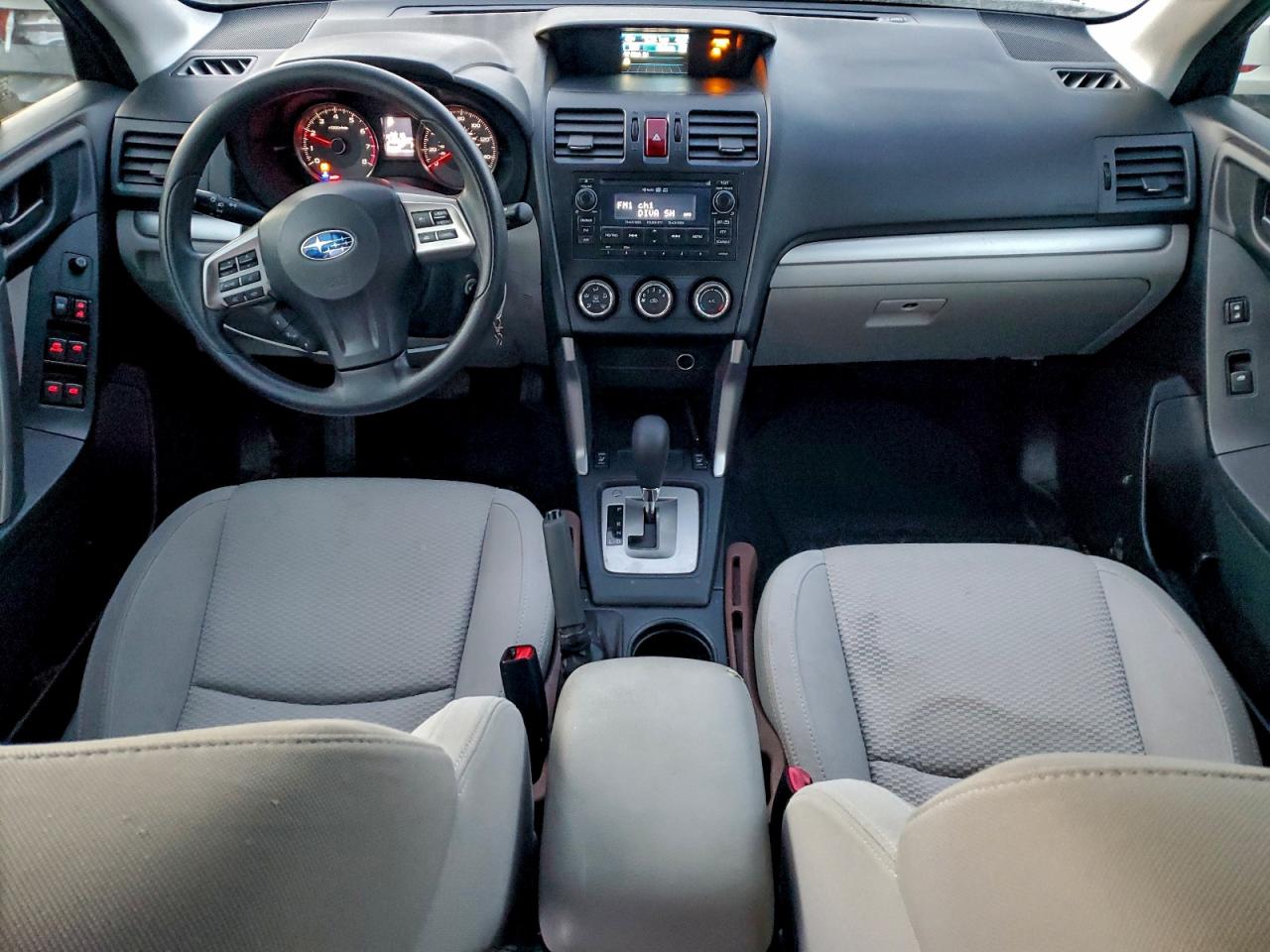 2015 SUBARU FORESTER photo 8