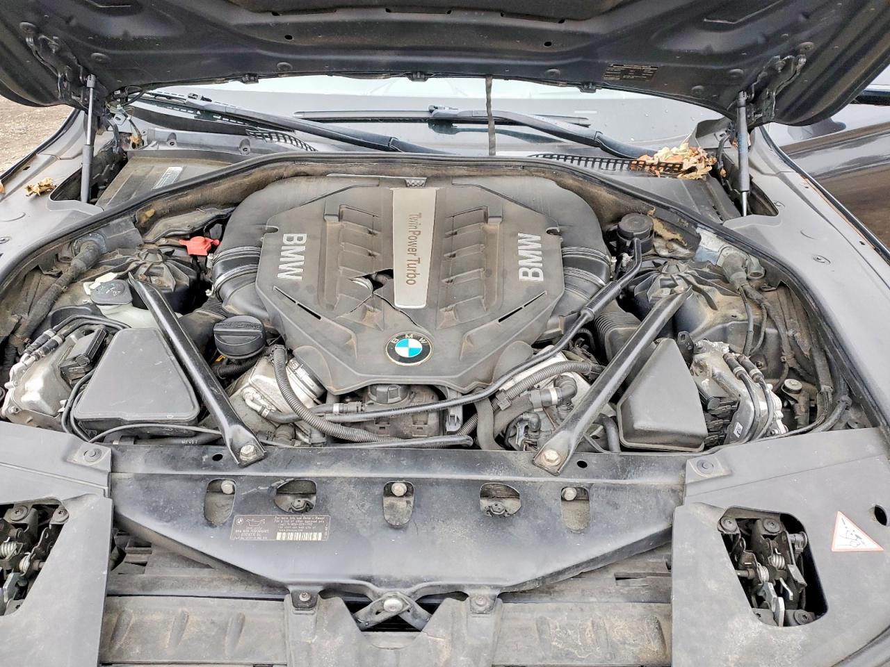 2013 BMW 750 LI photo 31