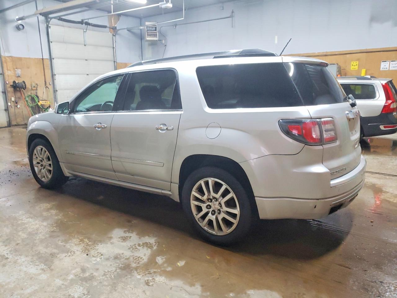 2015 GMC ACADIA DENALI photo 2