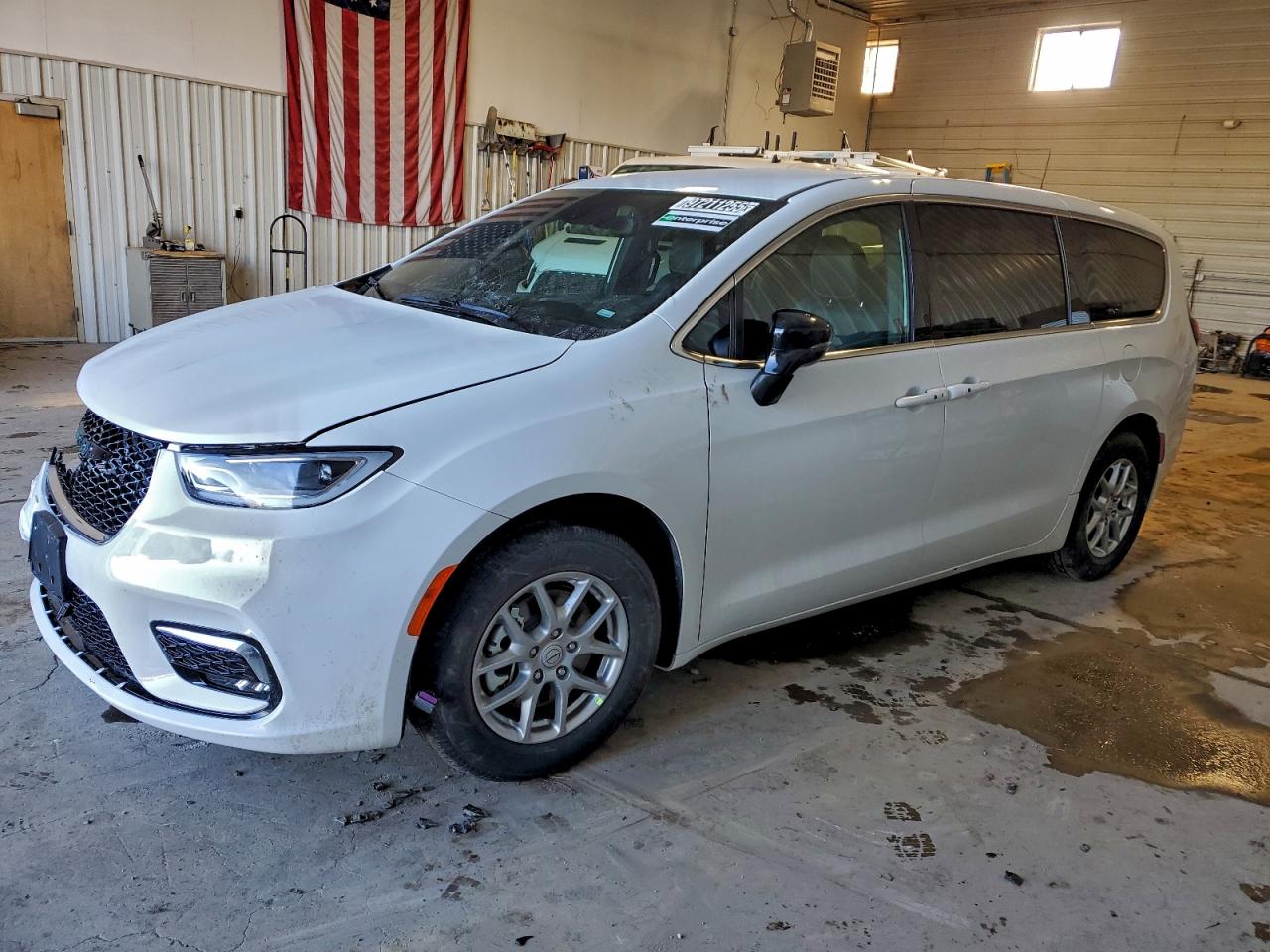 2026 CHRYSLER PACIFICA SELECT — FRONT END damage — photo 1