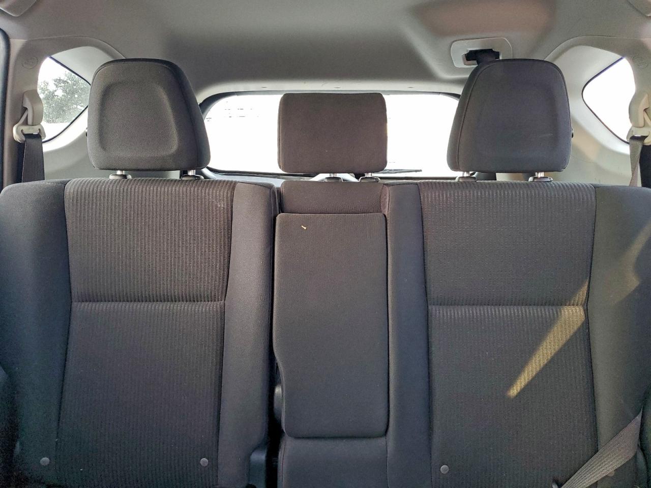 2018 TOYOTA RAV4 LE photo 10