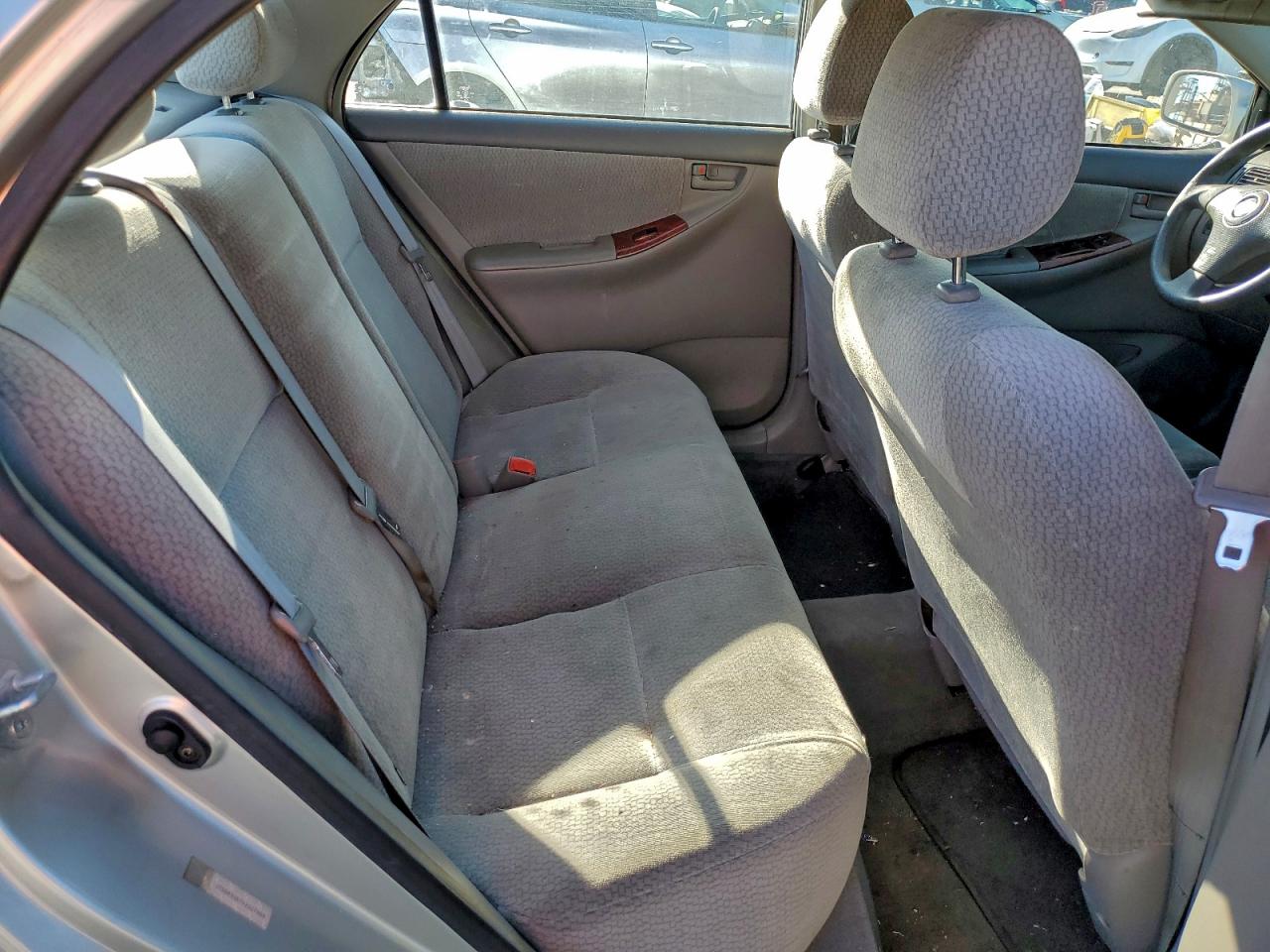 2004 TOYOTA COROLLA CE photo 10