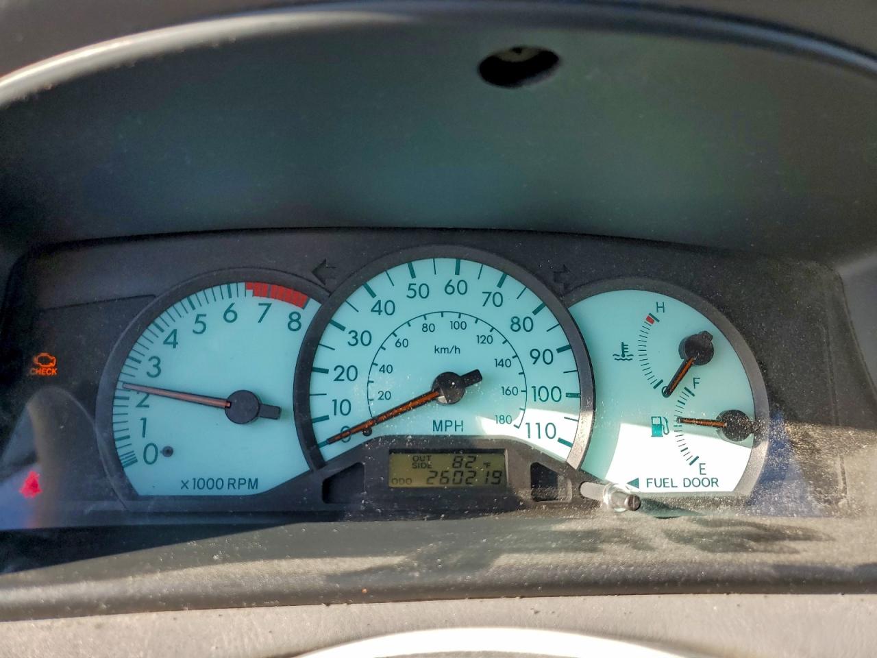 2004 TOYOTA COROLLA CE photo 9
