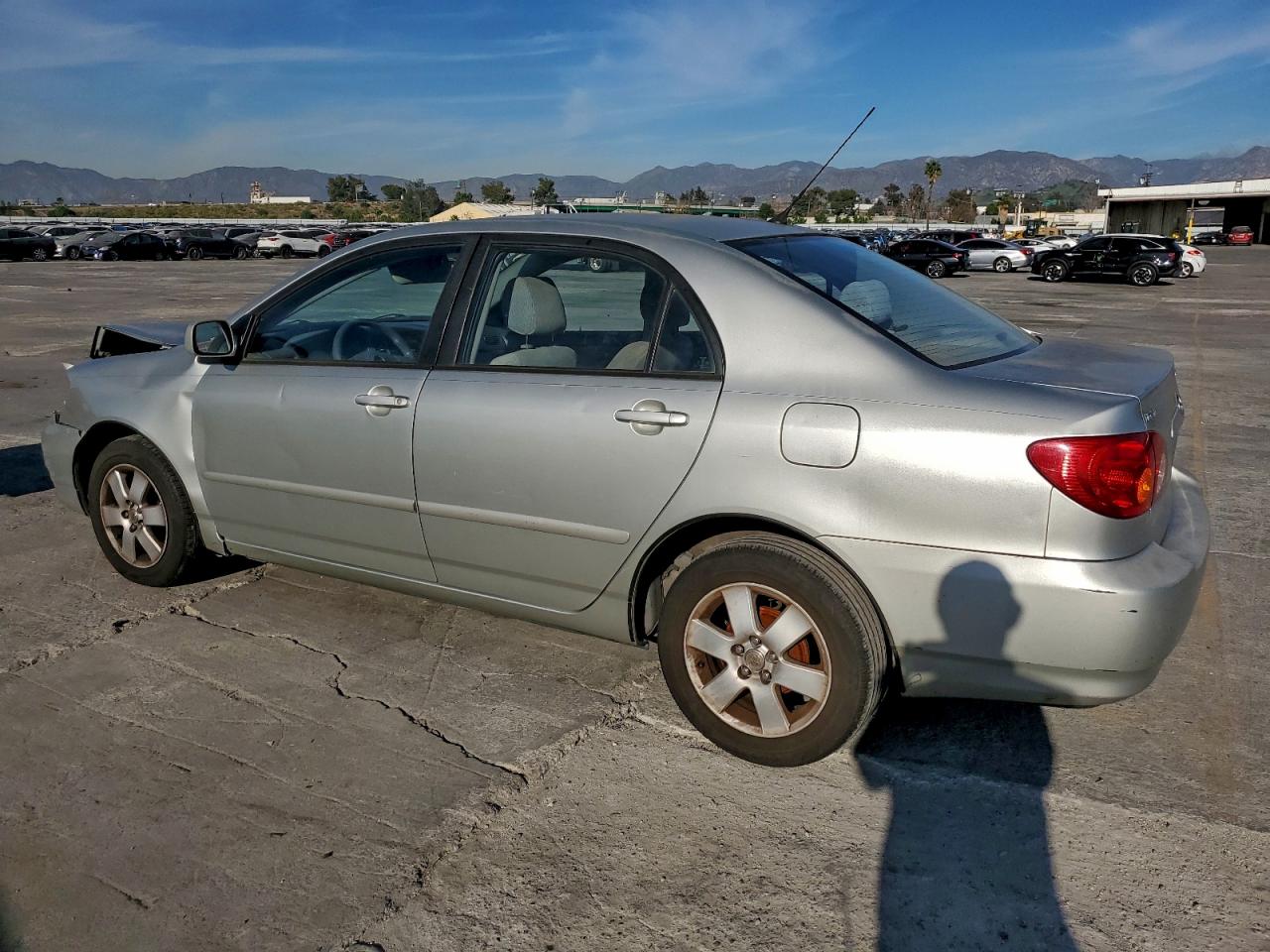 2004 TOYOTA COROLLA CE photo 2