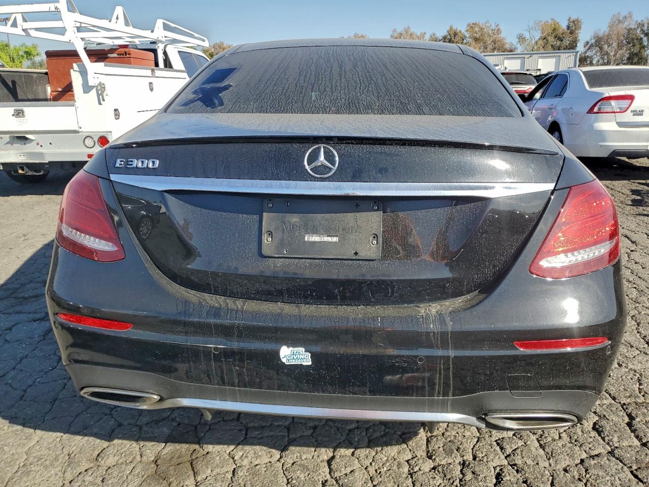 2017 MERCEDES-BENZ E 300 photo 6