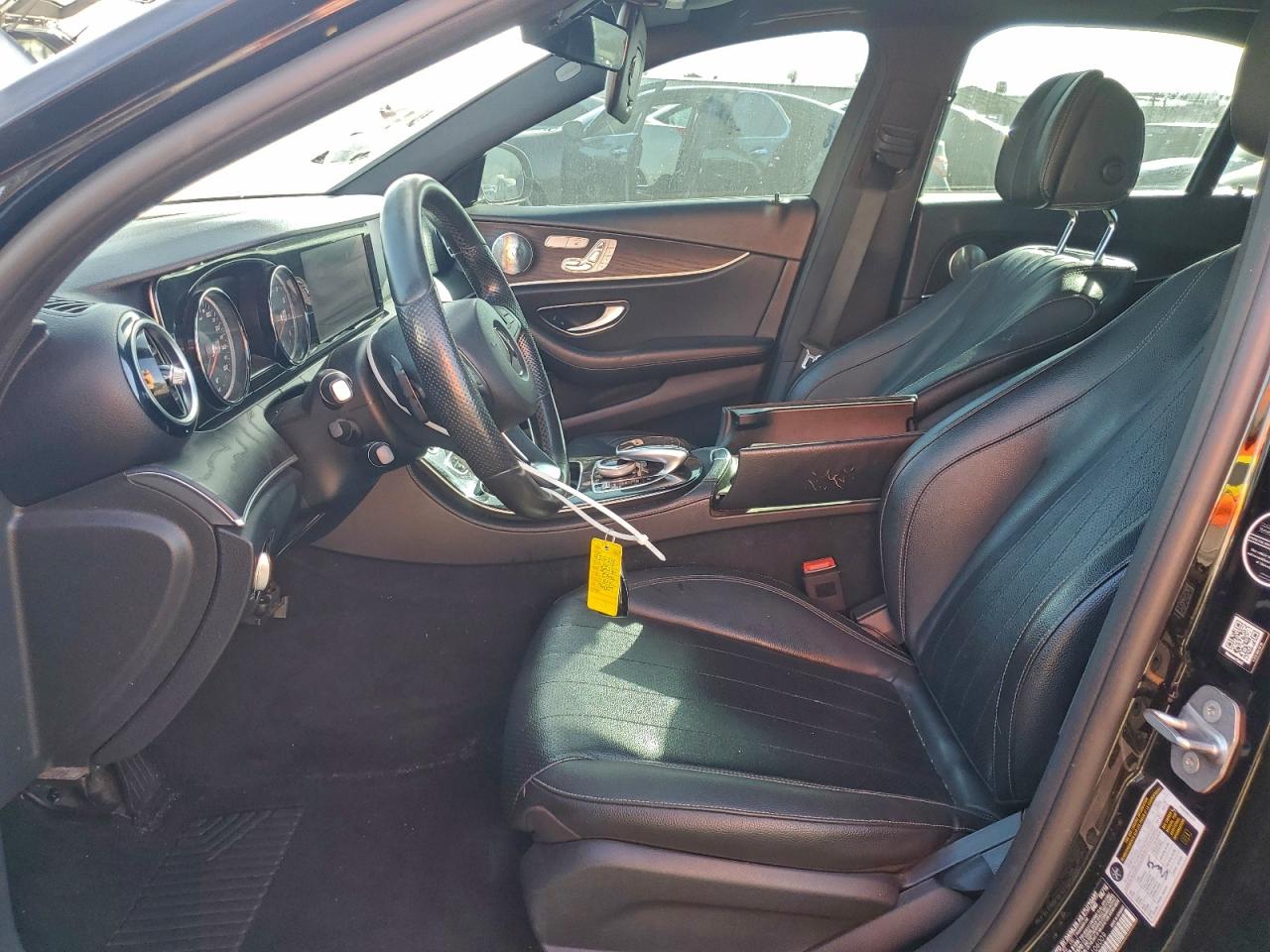 2017 MERCEDES-BENZ E 300 photo 7