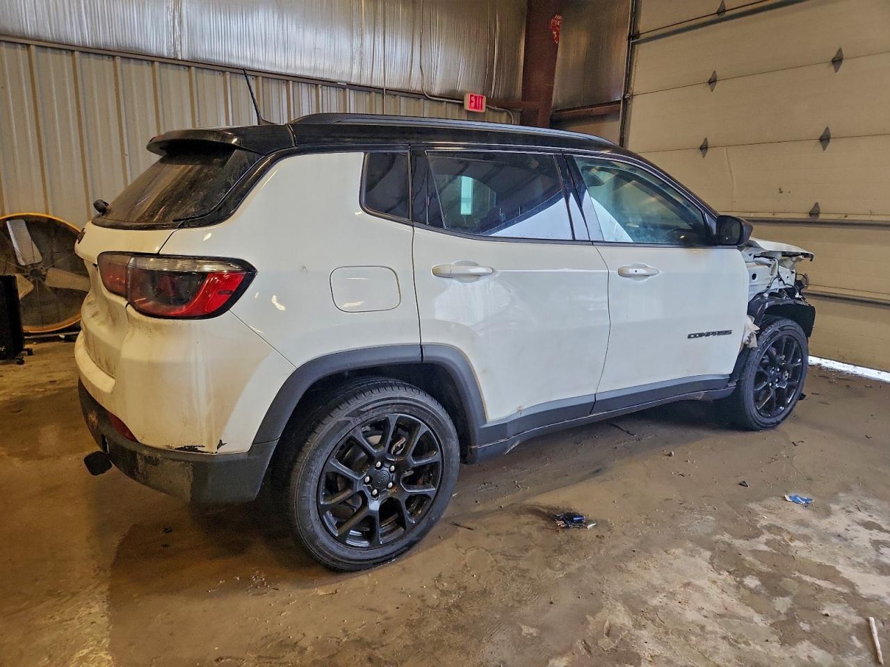 2024 JEEP COMPASS LATITUDE photo 3