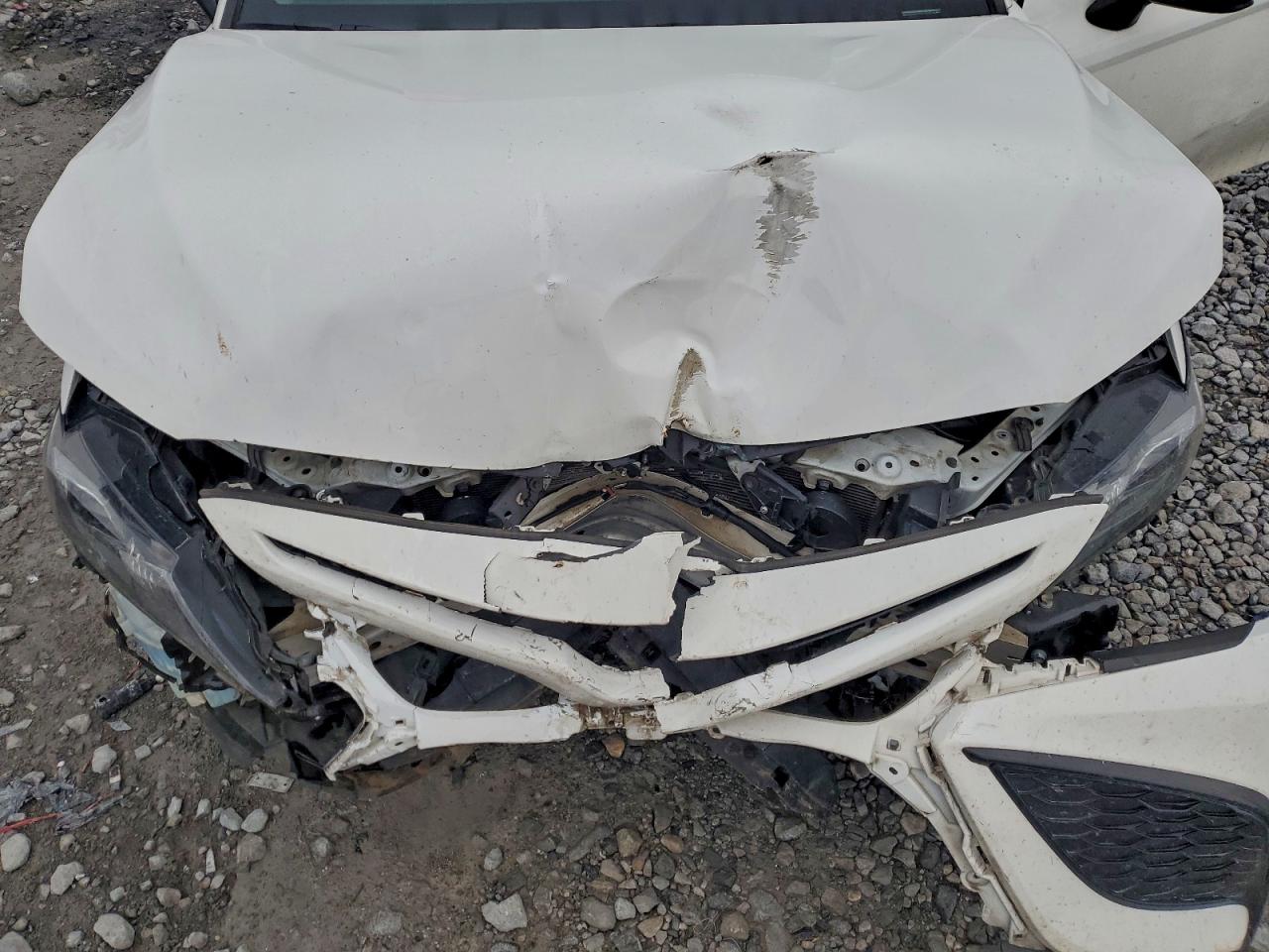 2021 TOYOTA CAMRY SE photo 11