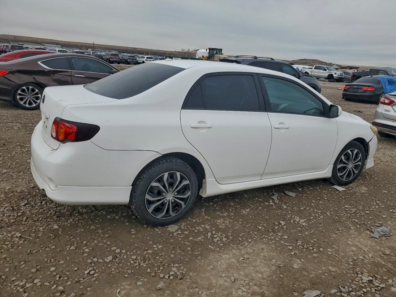 2009 TOYOTA COROLLA BASE photo 3