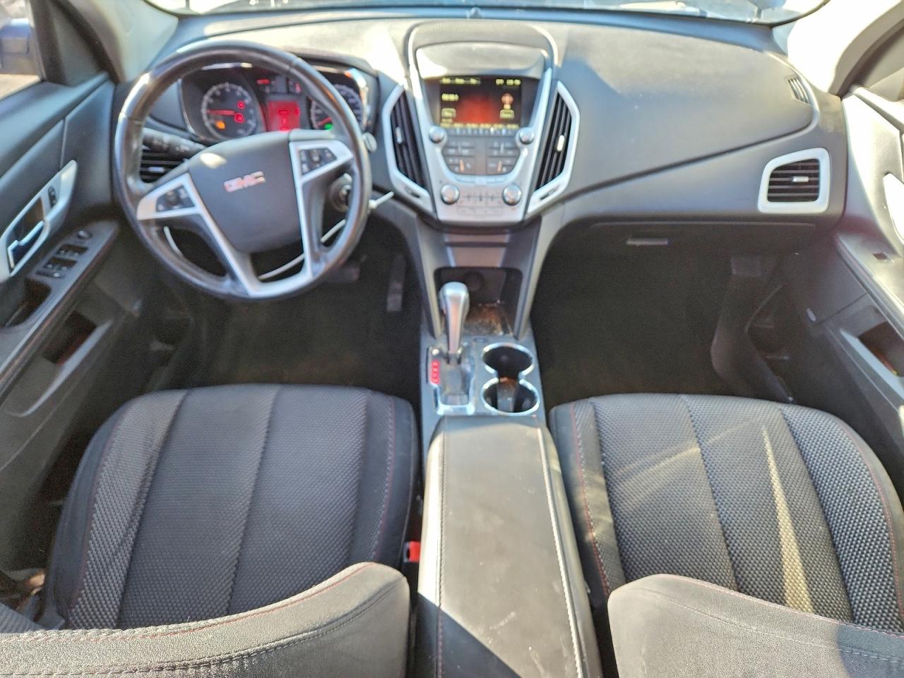 2012 GMC TERRAIN SLE photo 8
