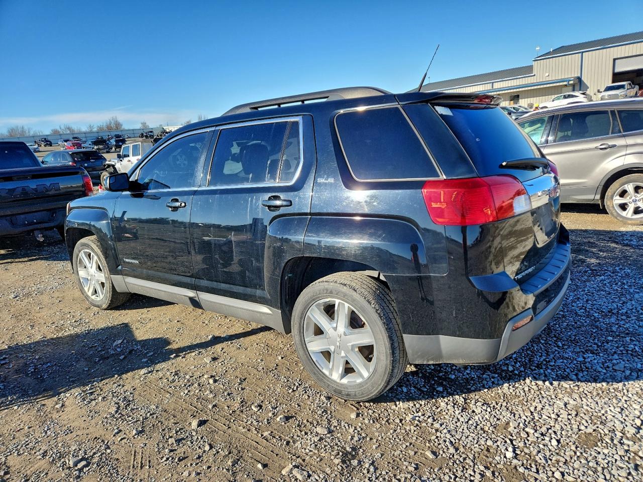 2012 GMC TERRAIN SLE photo 2