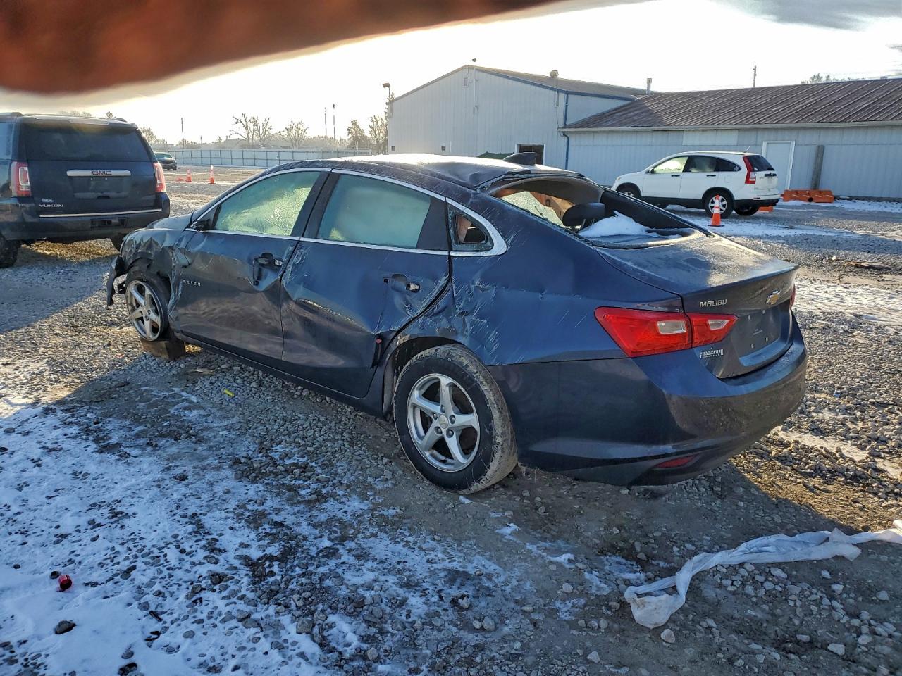 2016 CHEVROLET MALIBU LS photo 2