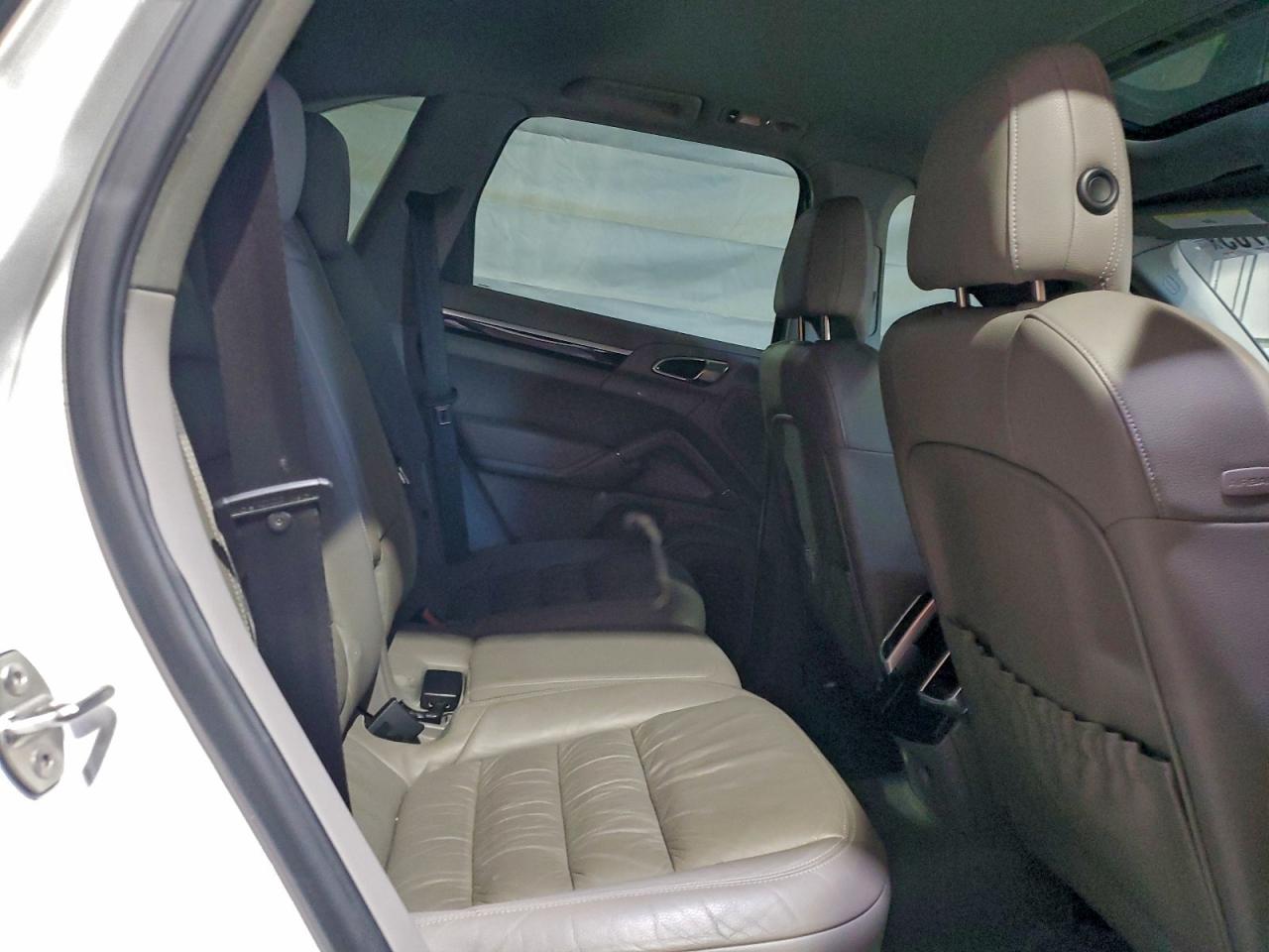 2012 PORSCHE CAYENNE S HYBRID photo 11