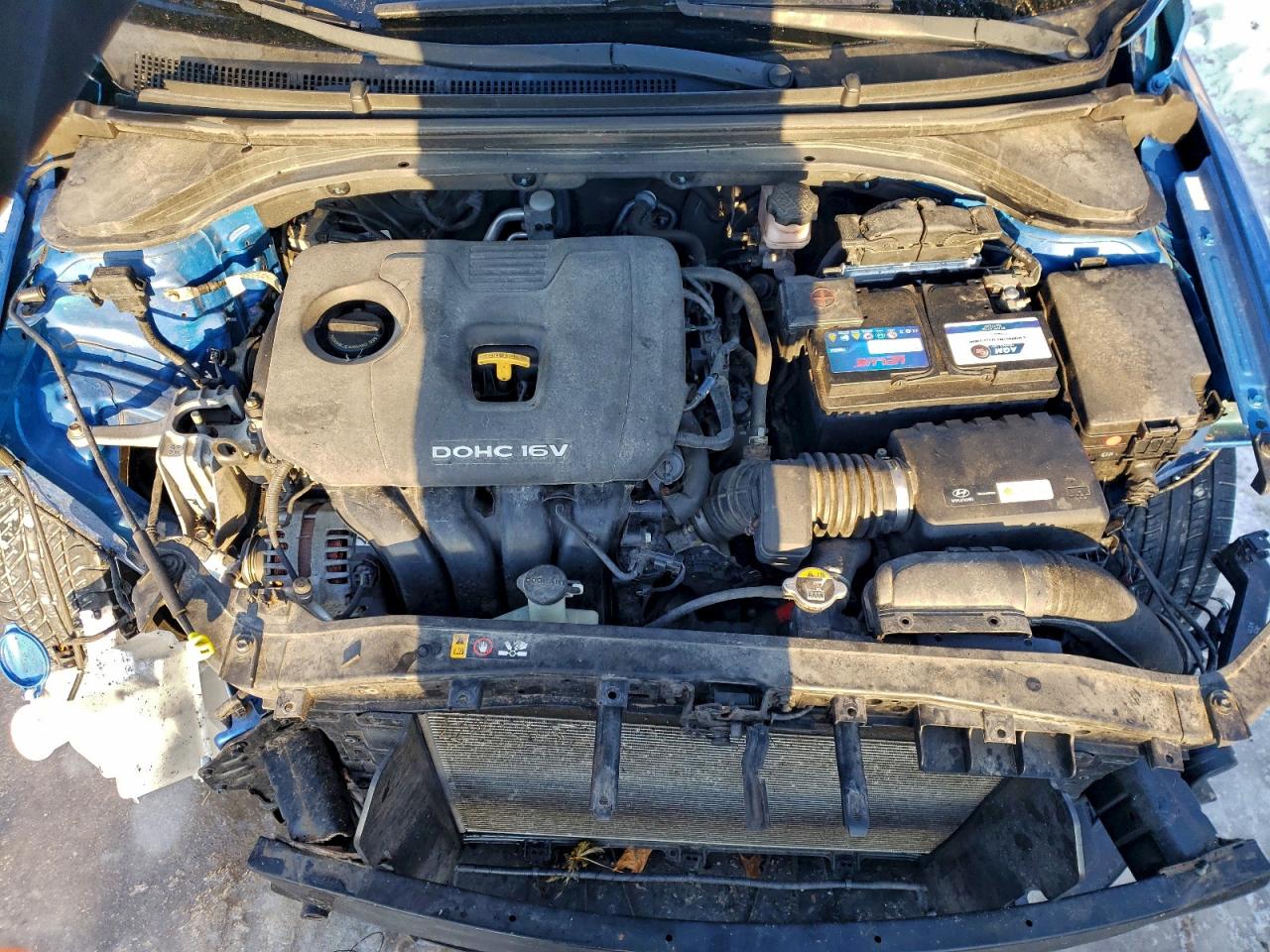 2017 HYUNDAI ELANTRA SE photo 11