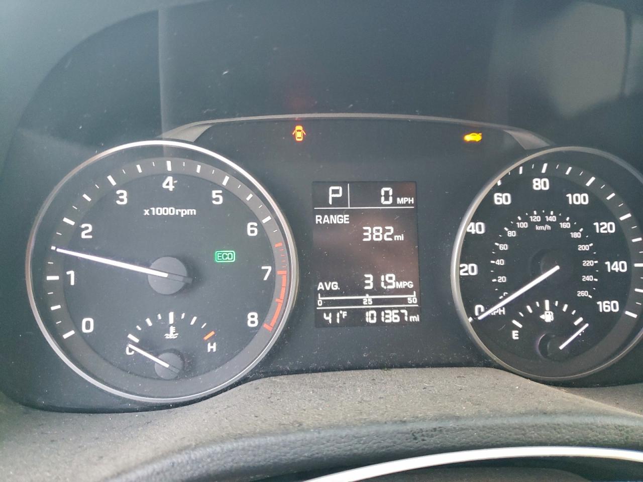 2017 HYUNDAI ELANTRA SE photo 9