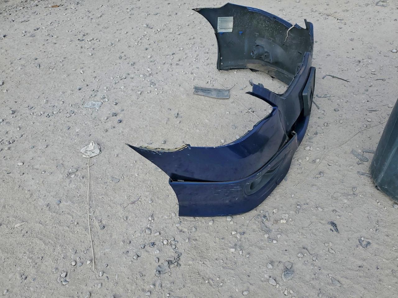 2010 TOYOTA CAMRY BASE photo 12