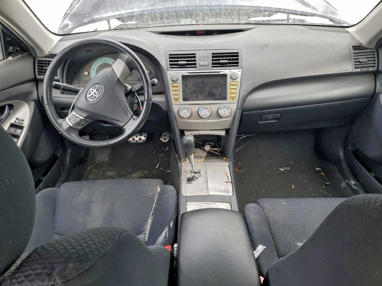2010 TOYOTA CAMRY BASE photo 8