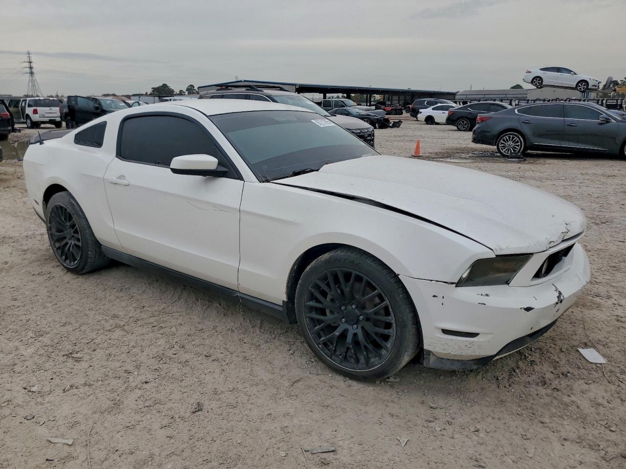 2012 FORD MUSTANG photo 4