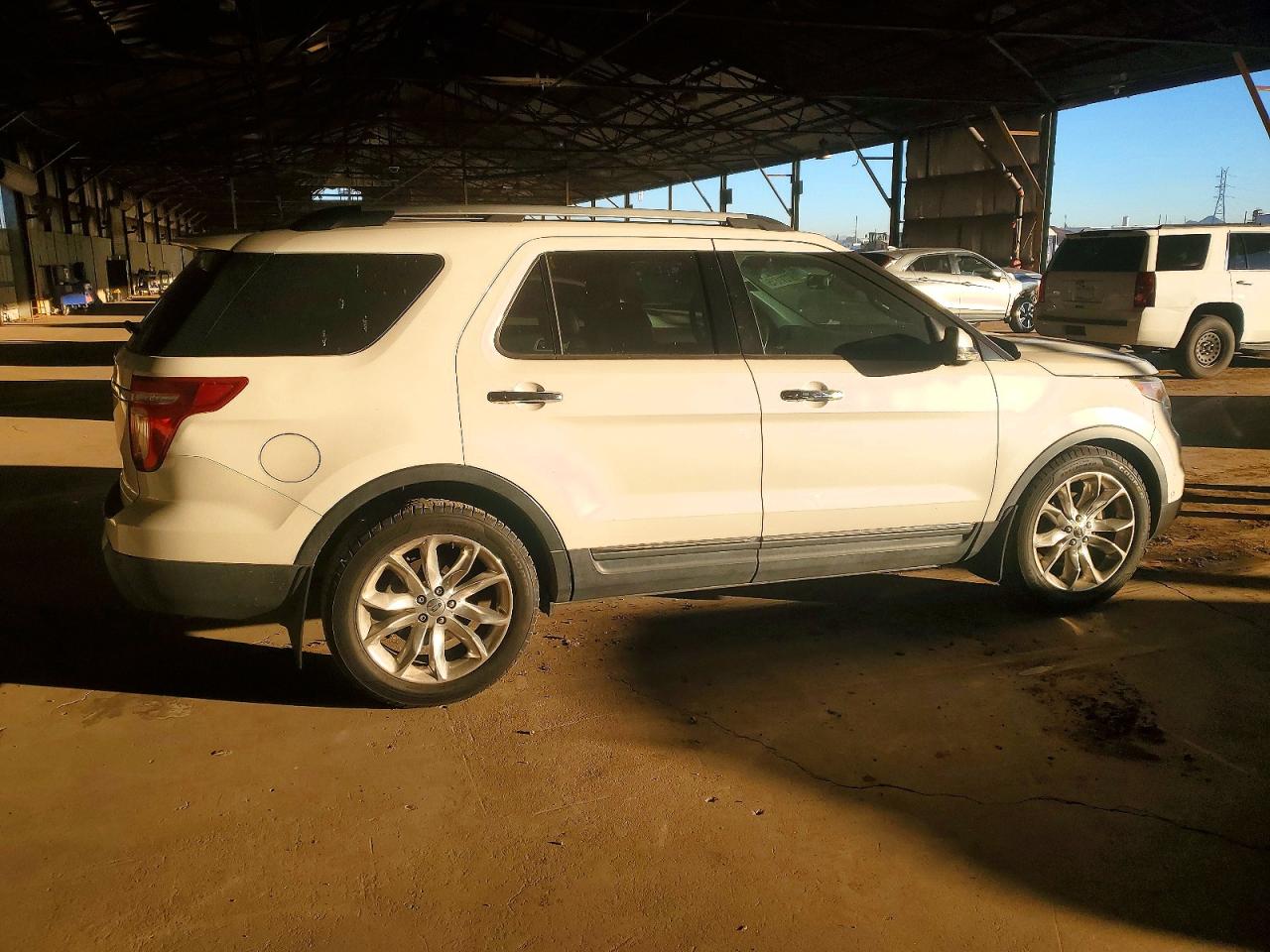 2011 FORD EXPLORER LIMITED photo 3